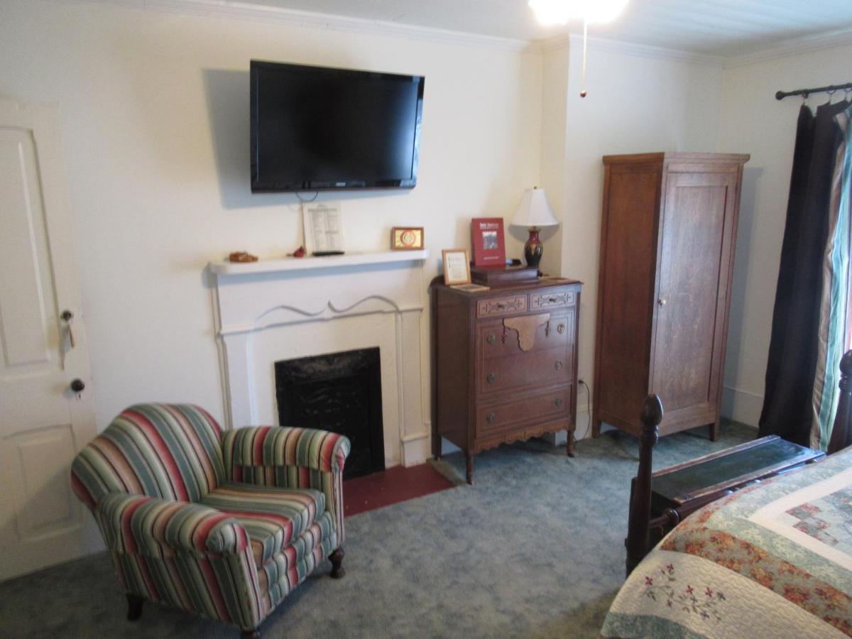Rutherfordton Carrier Houses Bed & Breakfast מראה חיצוני תמונה