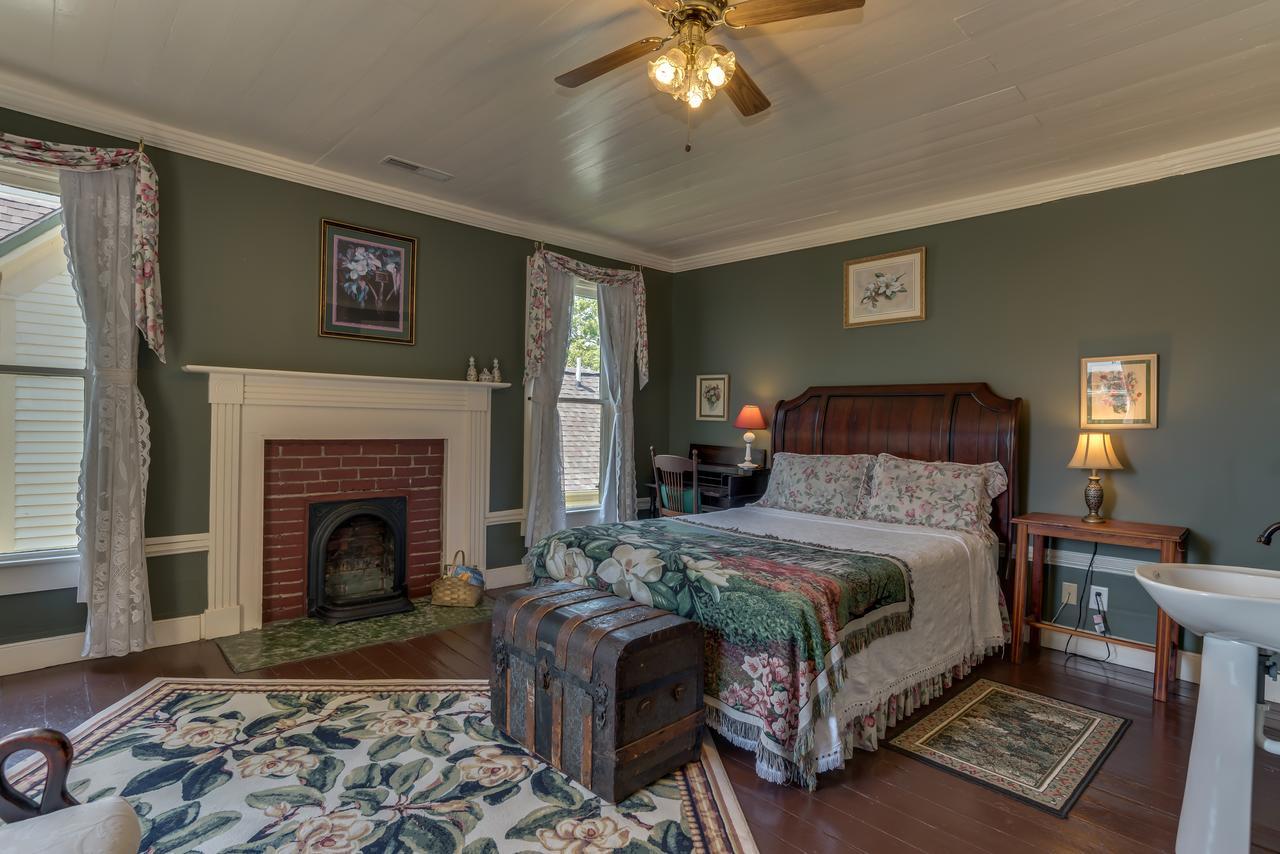 Rutherfordton Carrier Houses Bed & Breakfast מראה חיצוני תמונה